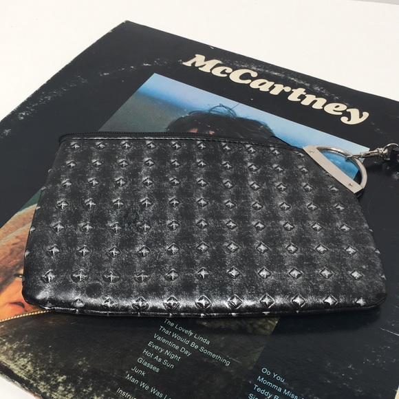 wristlet black silver metallic - Picture 8 of 12